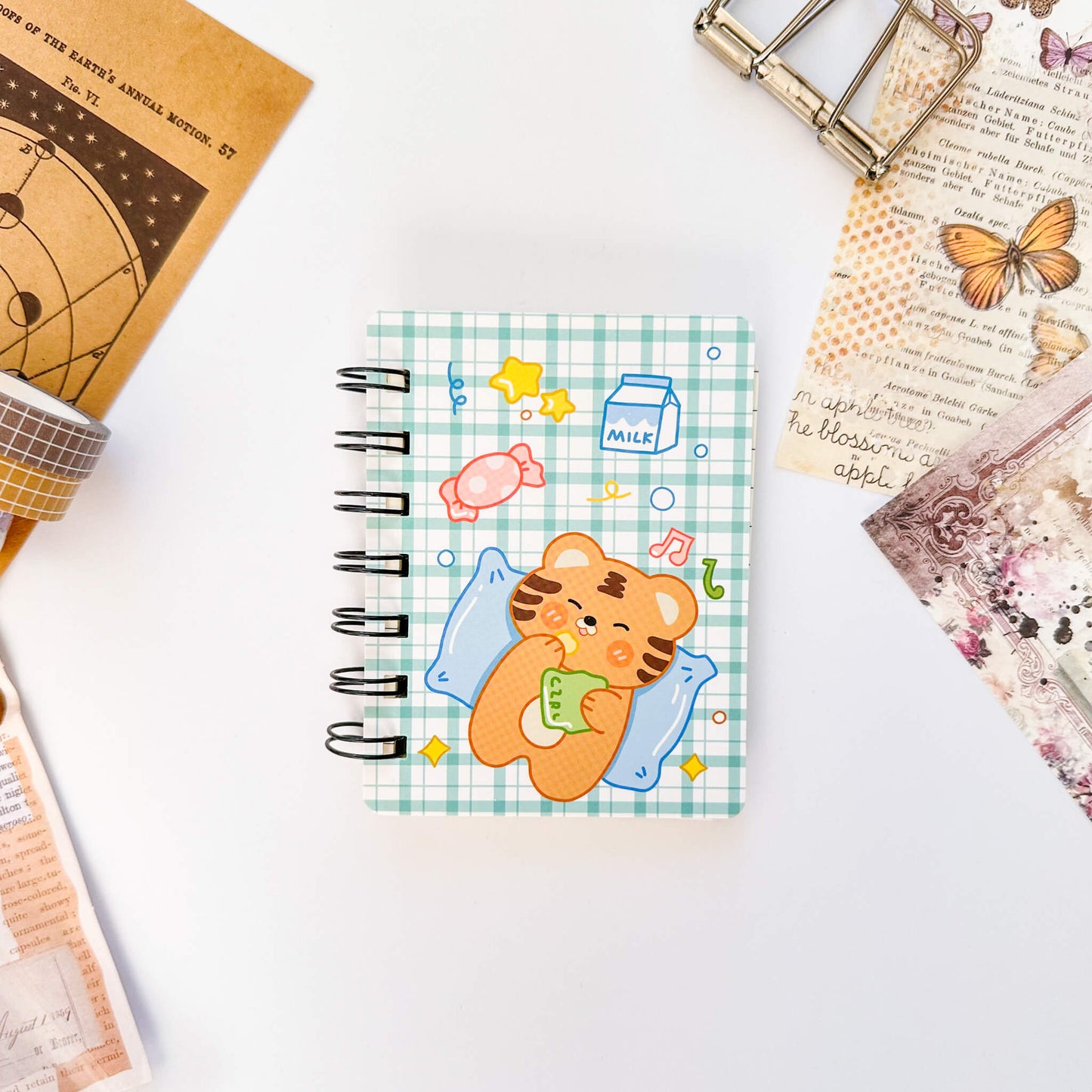 Mini spiral wire-bound notebooks