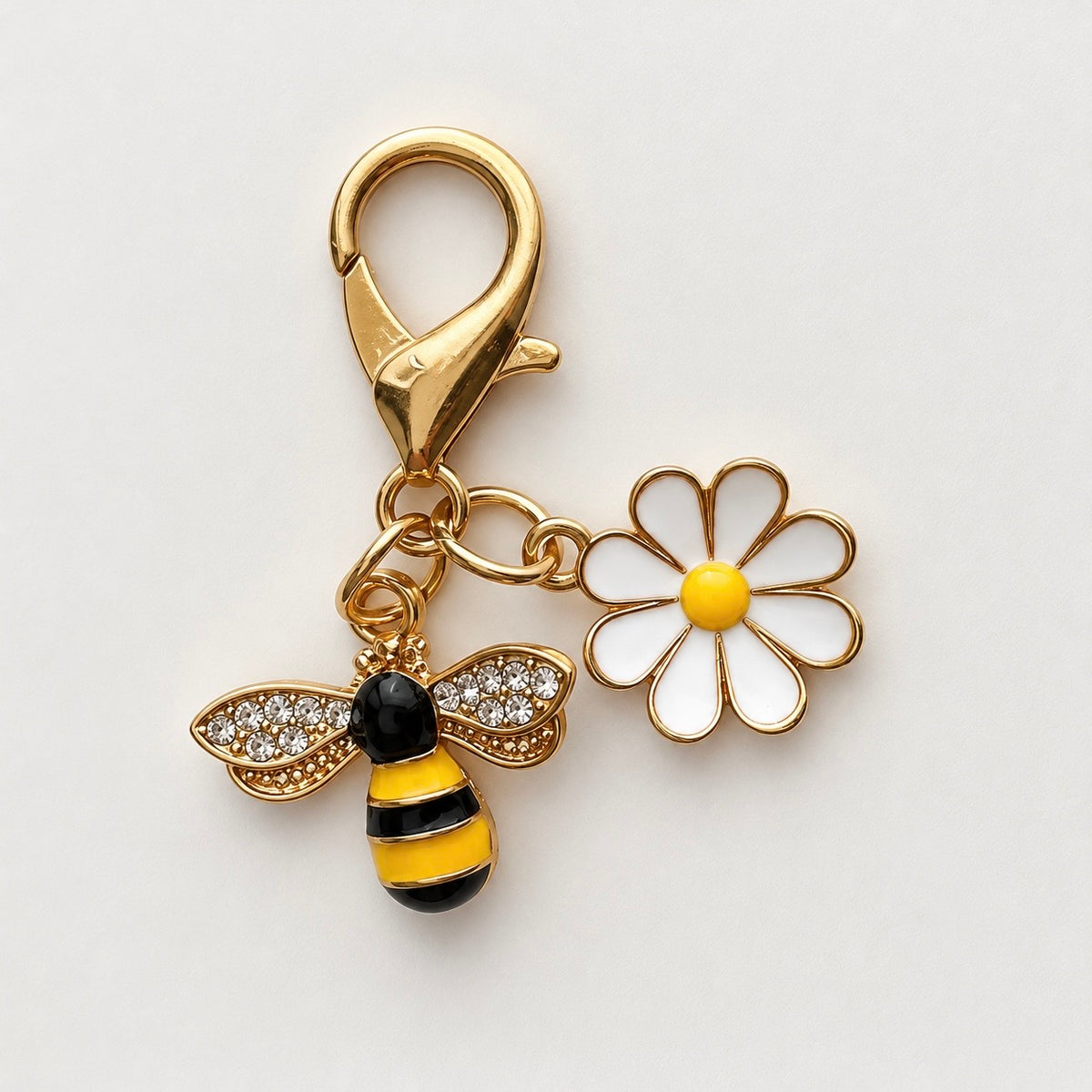 Bee & daisy charm