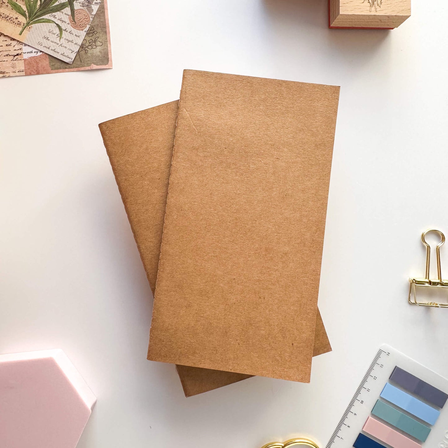 Travelers journal insert - Square grid paper