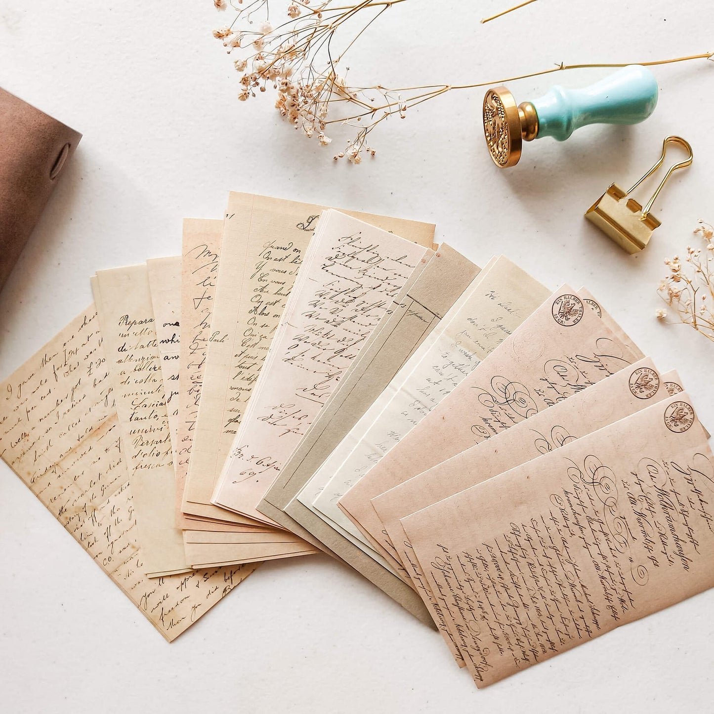 Vintage style paper set - Letters collection – Bubblegumfringe