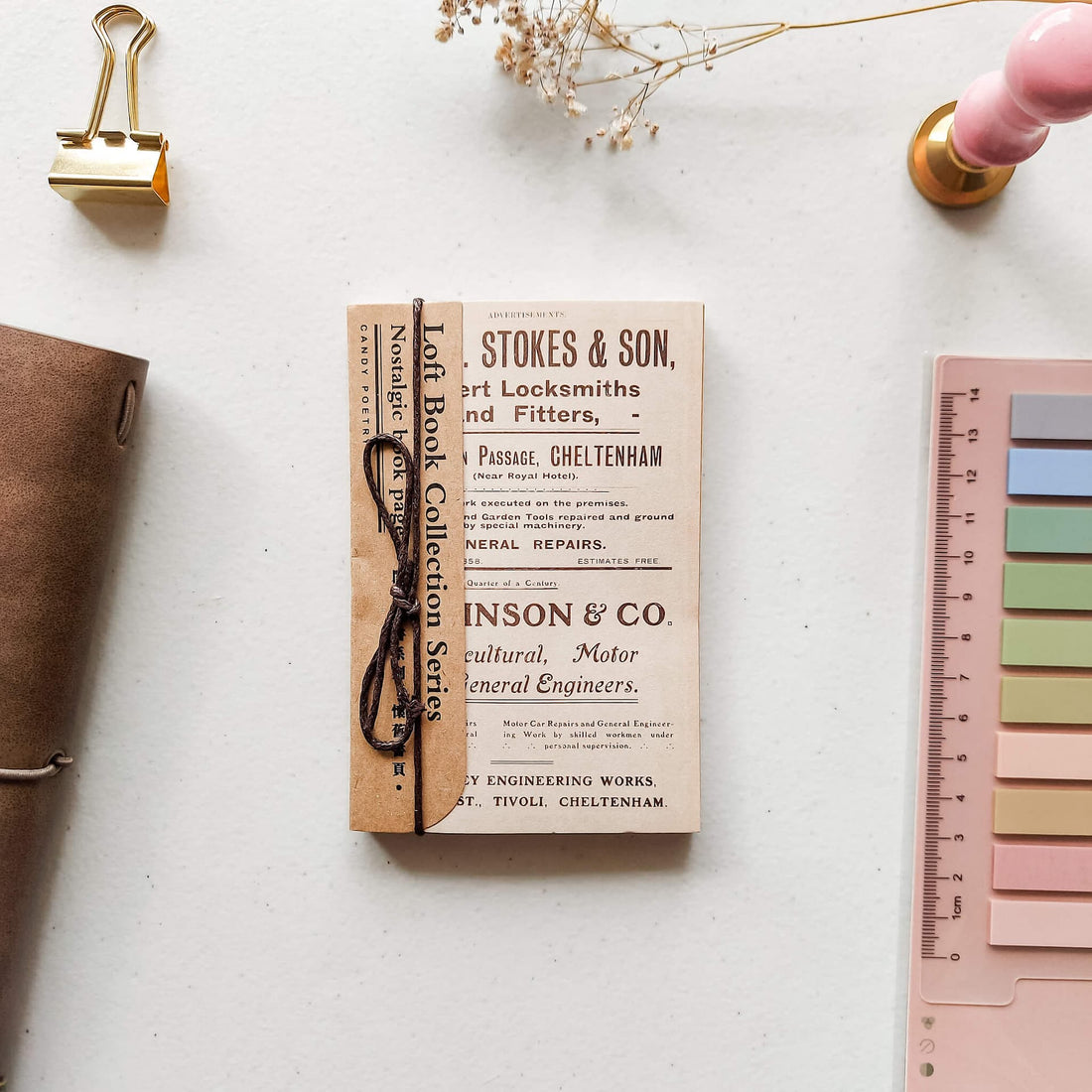 Vintage style paper set - Nostalgic book pages – Bubblegumfringe