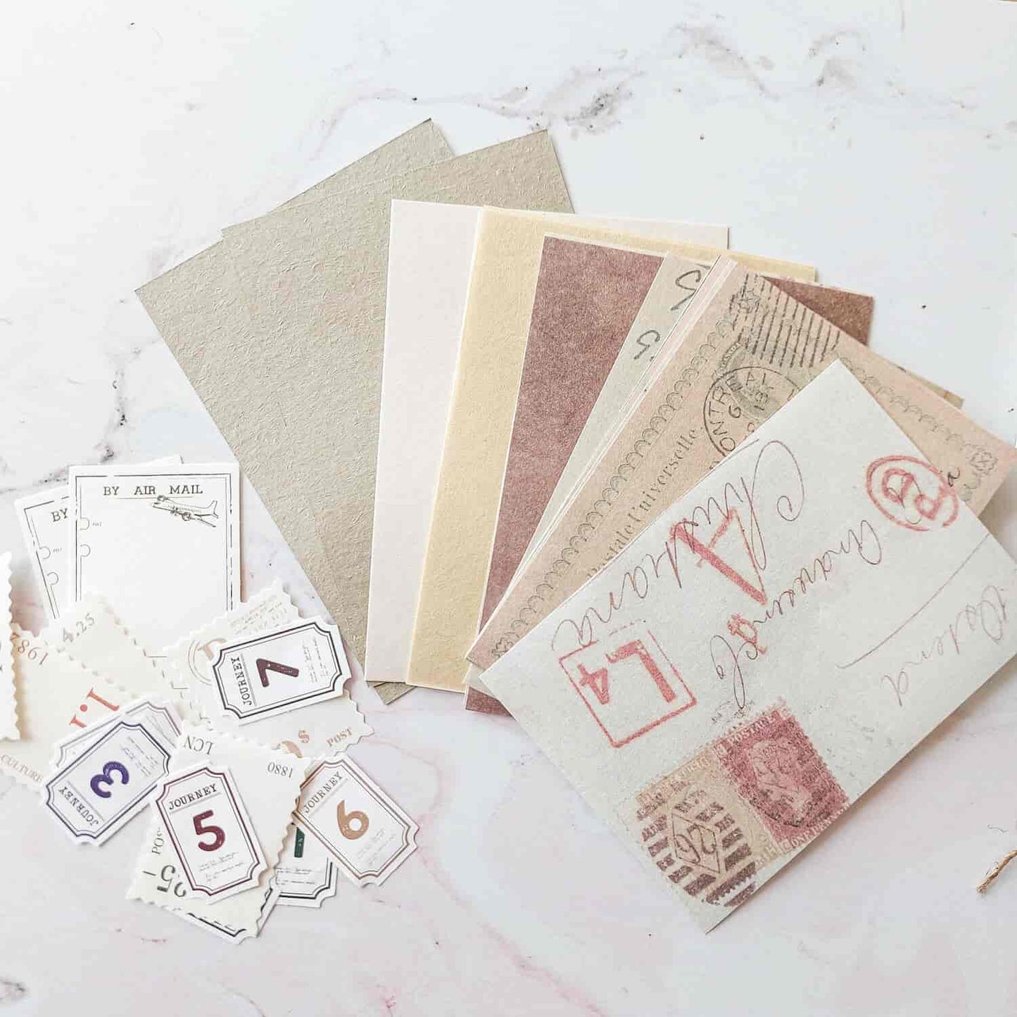 Vintage paper set - red script (30 pcs)